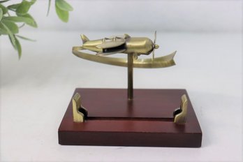 Russ Berrie & Co  Vintage Airplane In Flight Business Card Holder