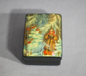 Enchanting Russian Lacquer Miniature Box - Winter's Tale'