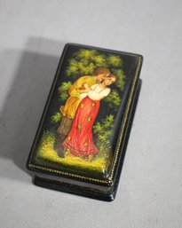 Romantic Embrace - Vintage Russian Lacquer Box