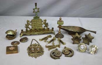 Group Lot Of Assorted Brass And Mixed Metal Objects And Parts