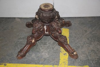 Ram Craved Table Base