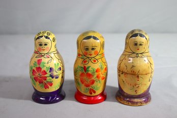 Group Lot Of 3 Vintage 5pc Russian Hand Decorated Wooden Matryoshka Nesting Dolls