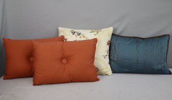 Group Lot Of 4 Decorative Throw Pillows