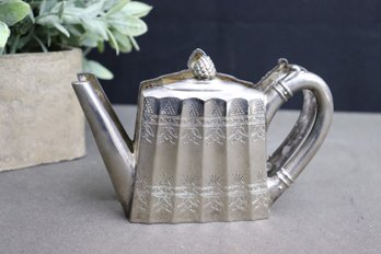 Whimsical Godinger Silver Plate Tea Pot Shaped Napkin Serviette Holder