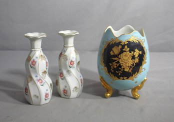 Elegant Trio Of Porcelain Vases: Floral Elegance And Golden Gilt'