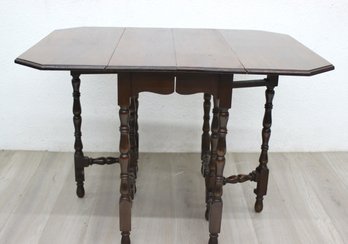 Vintage Gate Leg Drop Leaf Wooden Dining Table