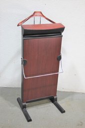Brookstone Trouser Press And Valet