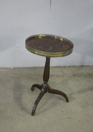 Vintage Queen Anne Style Pedestal Side Table W/ Brass Gallery Tray Top  - See Photos For  Condition