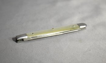 Vintage Sabre Japan Melon Pocket Knife , Folding Stainless Steel Pearl Lucite