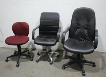 Group Lot Of Three (3) Office Chairs