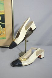 Salvatore Ferragamo Cream & Black Slip On Shoes Size 8 2A