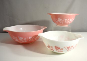 Pyrex Pink Gooseberry Cinderella Bowls-3