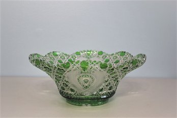 Round Bohemia Green & Clear Cut Center Bowl