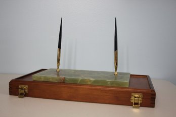 Vintage  Sheaffer Fountain Pen And Ball Pen  Desk Set -with Case