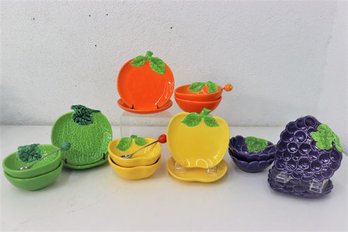 Group Lot Of Colorful Fruit And Vegetable Bowls With 4 Fruit And Vegetable Spoons