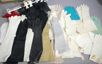 Assorted Lot Of Ladies Vintage Gloves