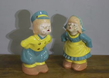 Vintage Holland Mold Dutch Ceramic Kissing Boy & Girl Figurines - See Photos For Condition
