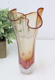 Mid- Century Crimson And Pink Ruffle Top Bullicante Band Art Glass Vase