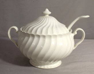 Regency White Swirled Soup Tureen With Lid And Ladle