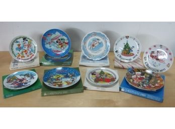 Vintage Christmas Plates