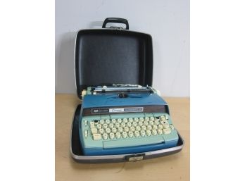 Vintage Smith-Corona Coronet Automatic 10 Electric Typewriter W/ Case