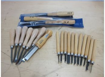 Group Lot Of Small Wood Carving Chisels
