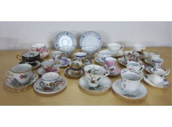 Group Lot Of Collectible  Tea /Coffee Cups And Saucers