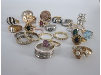 Group Lot Of Costume Rings
