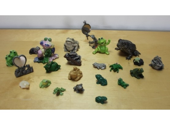 Group Lot Of Frog Figurines