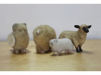Group Lot Of 4 Sheeps
