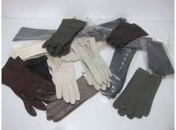 Group Lot Of Vintage Ladies Long And Short Gloves