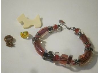 Vintage Glass Beads Necklace And Costume Jewelry Lot