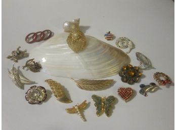 Group Lot Of Vintage Costume Pins