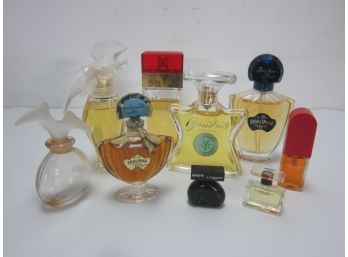 Group Lot Of Vintage Perfume Bottles #223B