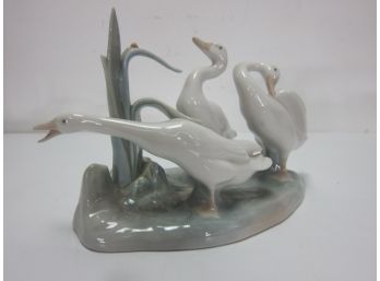 Vintage Lladro Geese Group Figurine