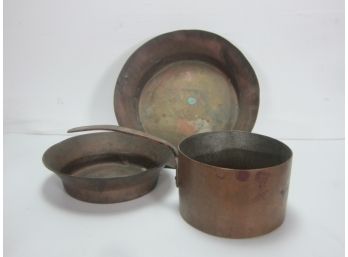 Copper Pot And 2 Copper Round Trays