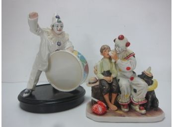 2 Clown Figurines  (73)
