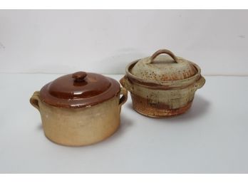 2 Pottery Pots