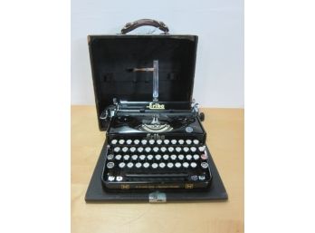 1930's Seidel & Naumann Erika # 5 Portable Typewriter With Case