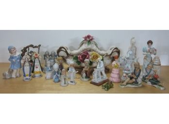 Shelf Lot Of Figurines