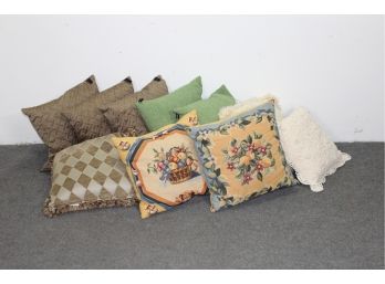 Group Lot Of Decorative Pillows  (#67)