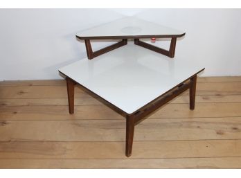 Vintage Mid-Century Modern CORNER Table / End Table