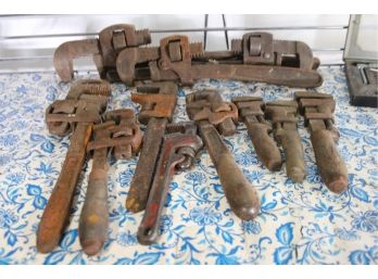 Shelf Lot Of Vintage Wrenches (11)