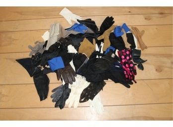 Group Lot Of Vintage Gloves