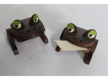 Pair Of Vintage Wooden Frog Clip Figure Paper Letter Holder-3 1/2'H
