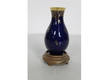 Thomas Ivory Bavaria Blue Vase With Gold Trim