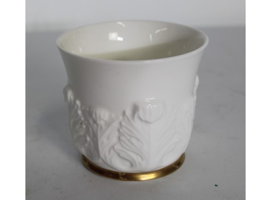 Noritake Bone China White Feather Border Small Vase Cup