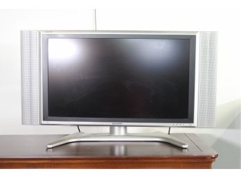 Sharp Aquos LCD TV & HD Media Box-31' NO REMOTE