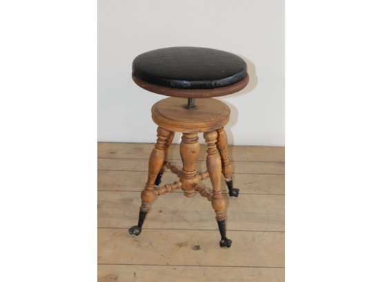Piano Round Stool With Ball Claw Feet
