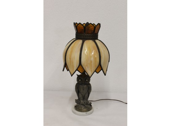 OWL 1950'S VINTAGE STYLE TABLE LAMP BASE AND STAINED GLASS SHADE